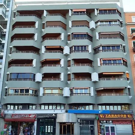 Atico Postiguet Апартаменты Аликанте